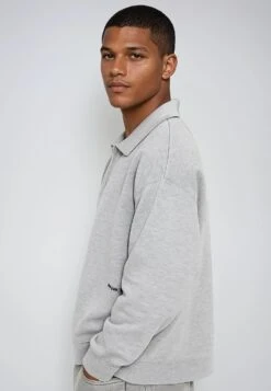 RELIGION UK CROPPED ZIP SWEATSHIRT GREY MARL -Religion Clothing 0001 ChatGPT Image May 23 2025 10 00 44 AM Michael Studio