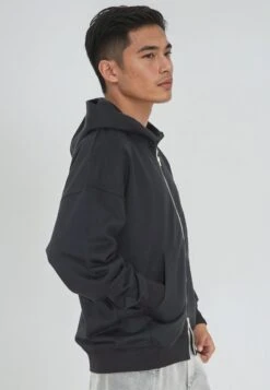 RELIGION UK ZIP UP HOODIE BLACK -Religion Clothing 0 0004 60A7370 Noah Studio