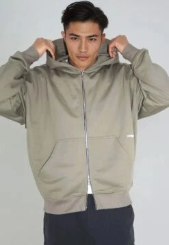 Religion Clothing -Religion Clothing 0 0014 60A7257 Noah Studio 6869d3f8 29b3 47b9 a4eb 5ebae77a33ee