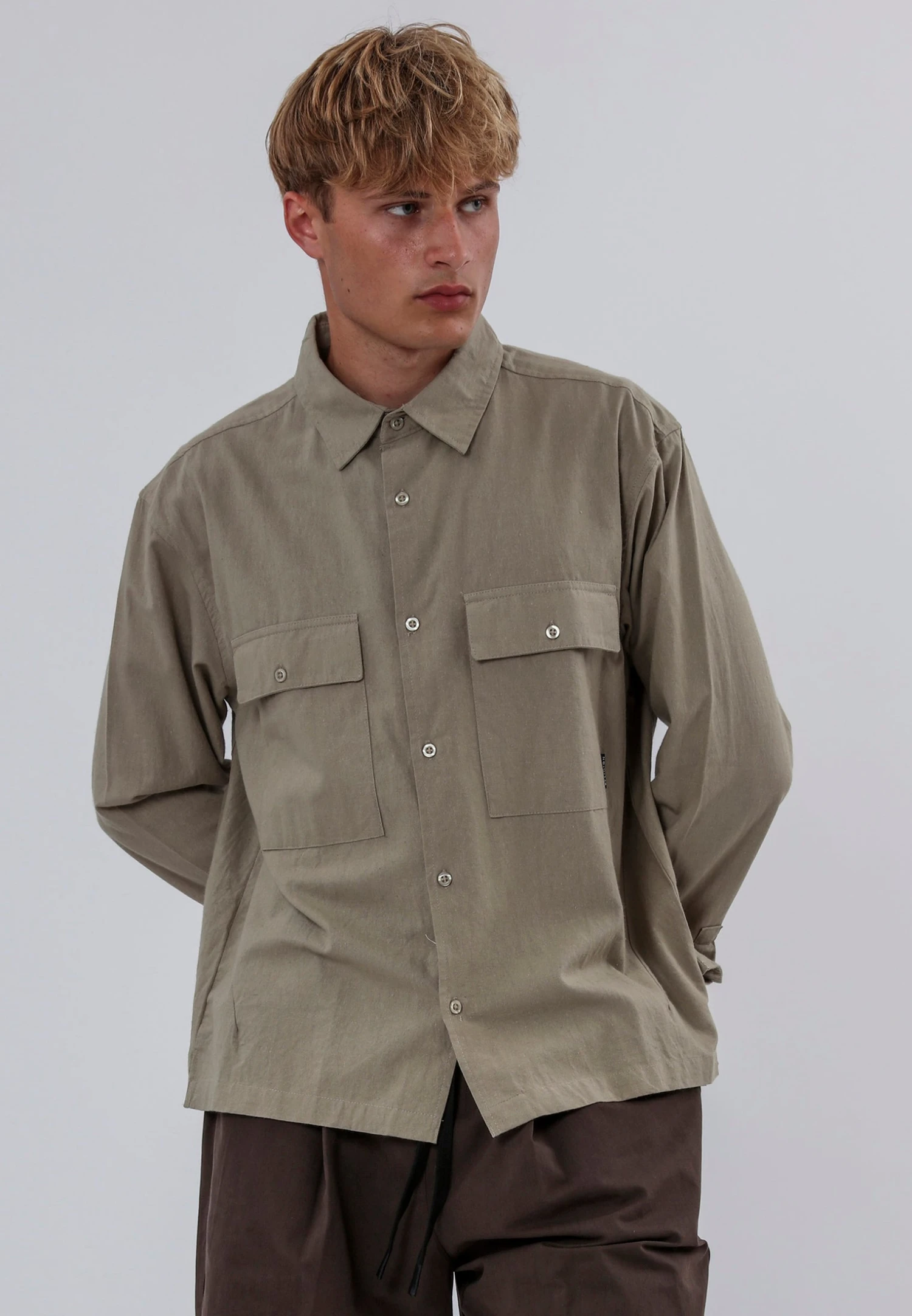 TWO POCKET RELAXED LINEN BLEND SHIRT LIGHT KHAKI 1 TWO POCKET RELAXED LINEN BLEND SHIRT LIGHT KHAKI