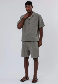 MYKONOS DOUBLE POCKET HOLIDAY SHIRT MOSS GREEN 12 MYKONOS DOUBLE POCKET HOLIDAY SHIRT MOSS GREEN -Religion Clothing 15HDBH14DOUBLEPOCKETSHIRTMOSSGREEN 4