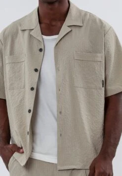 MONACO DOUBLE POCKET HOLIDAY SHIRT SHELL -Religion Clothing 15HDBH14DOUBLEPOCKETSHIRTSHELL 1