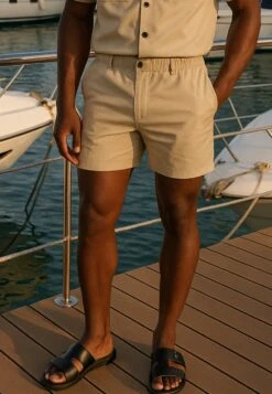 MARBELLA ELASTICATED HOLIDAY SHORTS DUNE