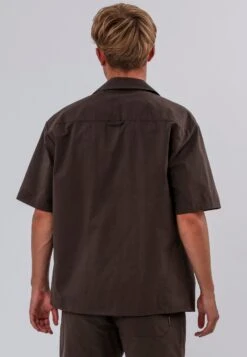 SAINT-TROPEZ LIGHTWEIGHT HOLIDAY SHIRT CHOCOLATE 8 SAINT-TROPEZ LIGHTWEIGHT HOLIDAY SHIRT CHOCOLATE -Religion Clothing 15HLWH11LIGHTWEIGHTSHIRTCHOCOLATE 21