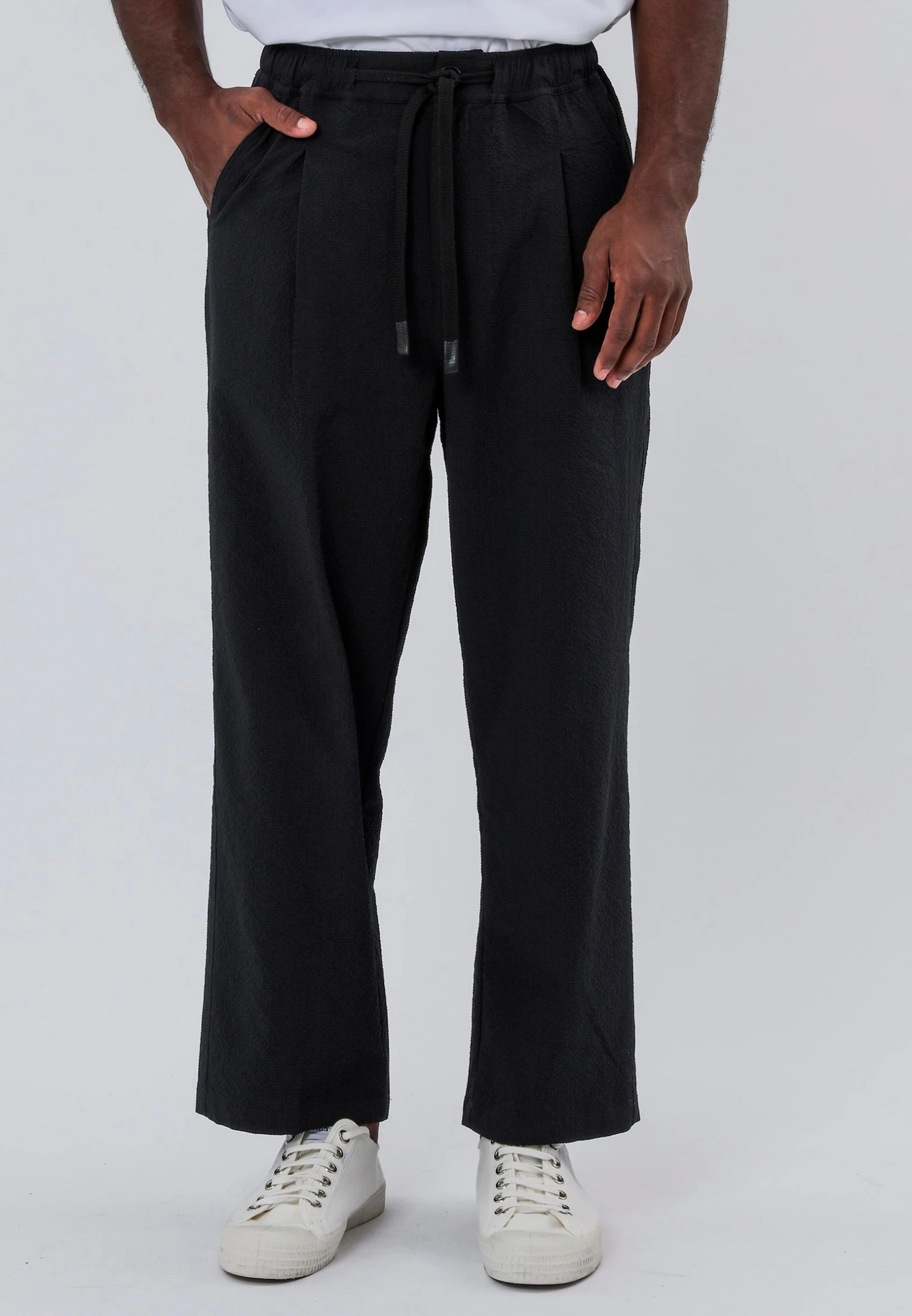 PLEATED ELASTICATED WAIST TROUSERS JET BLACK 1 PLEATED ELASTICATED WAIST TROUSERS JET BLACK