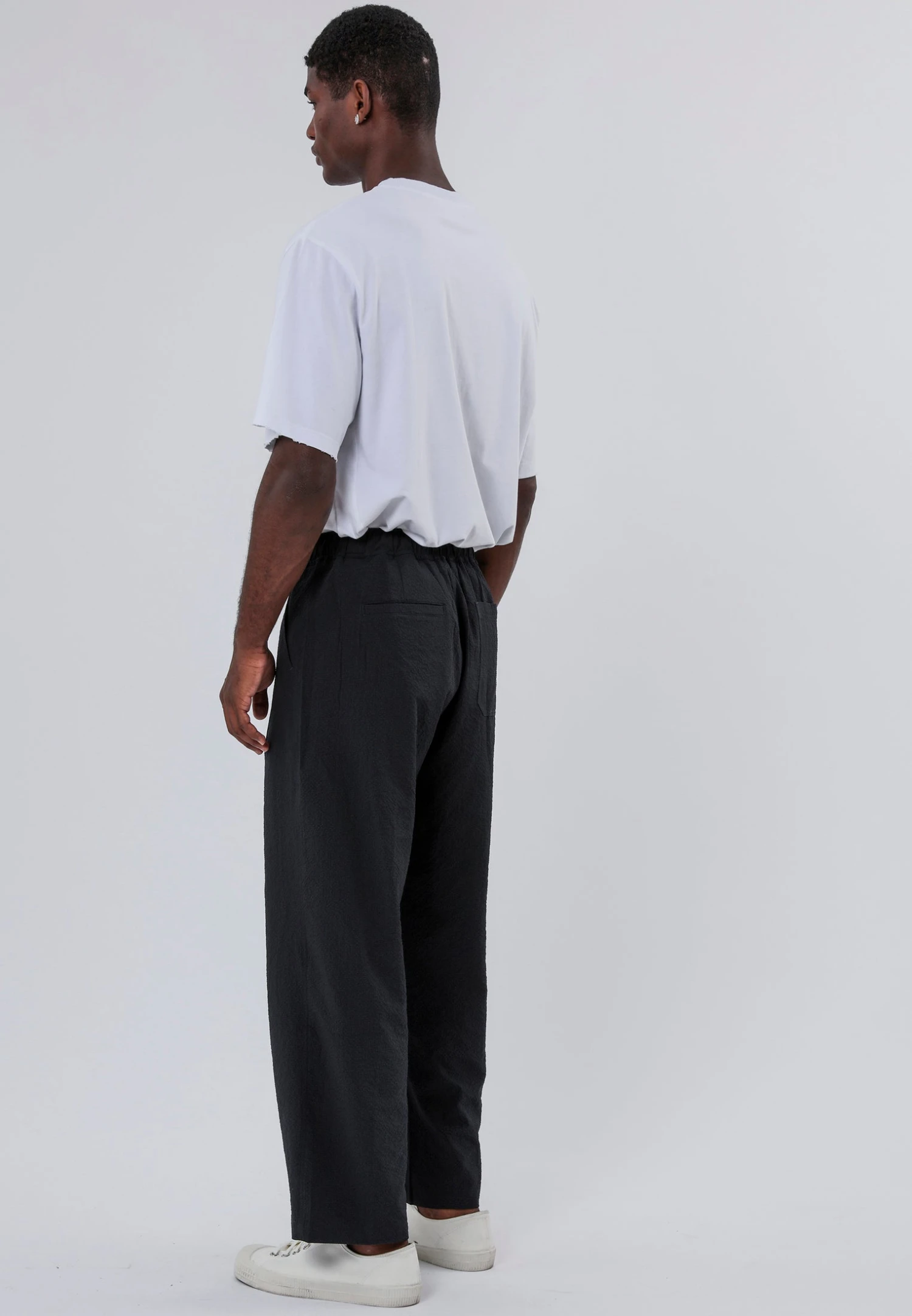PLEATED ELASTICATED WAIST TROUSERS JET BLACK 4 PLEATED ELASTICATED WAIST TROUSERS JET BLACK - Image 4