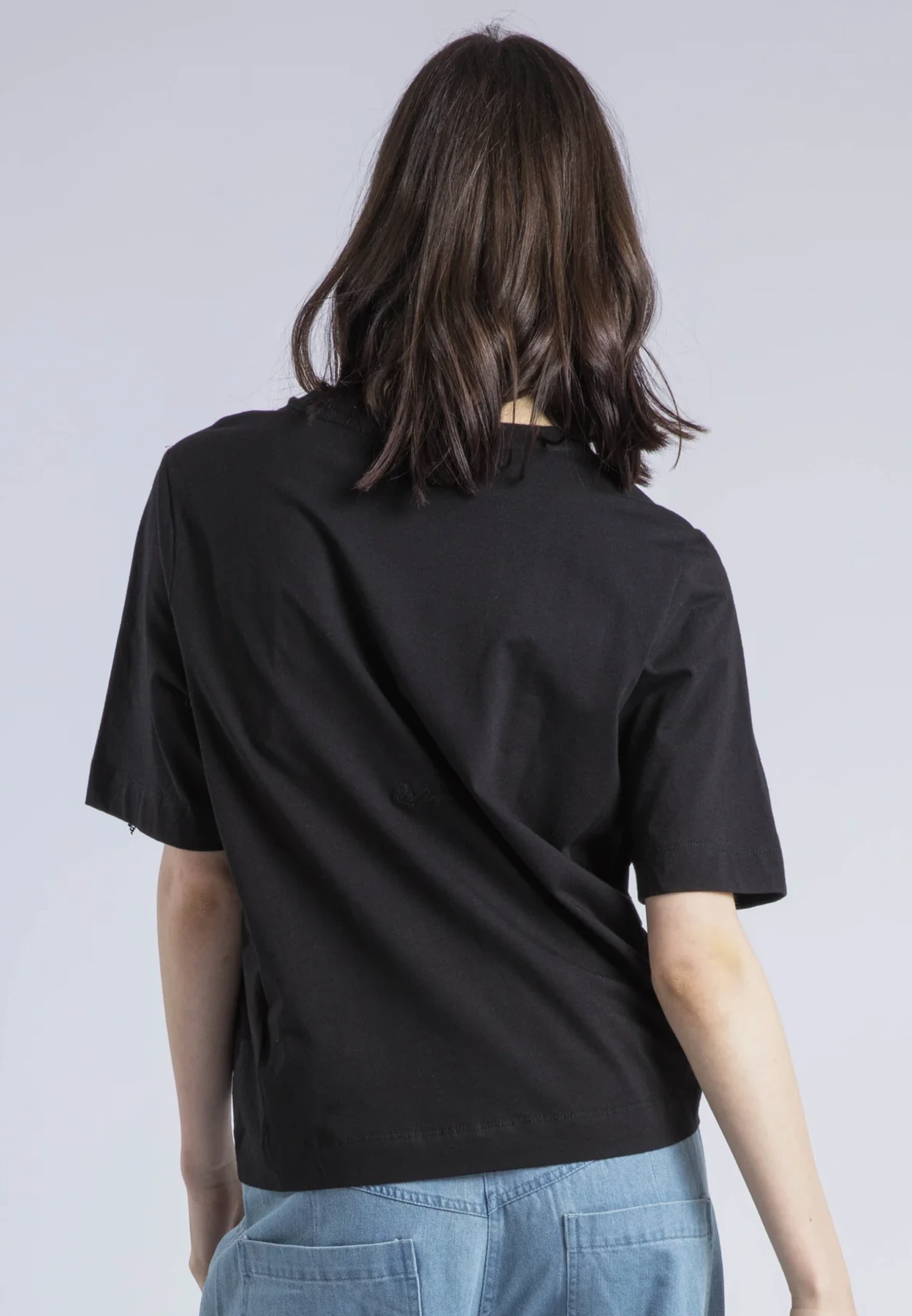 RELAXED BASIC T-SHIRT BLACK 4 RELAXED BASIC T-SHIRT BLACK - Image 4