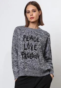 PEACE JUMPER BLACK & WHITE