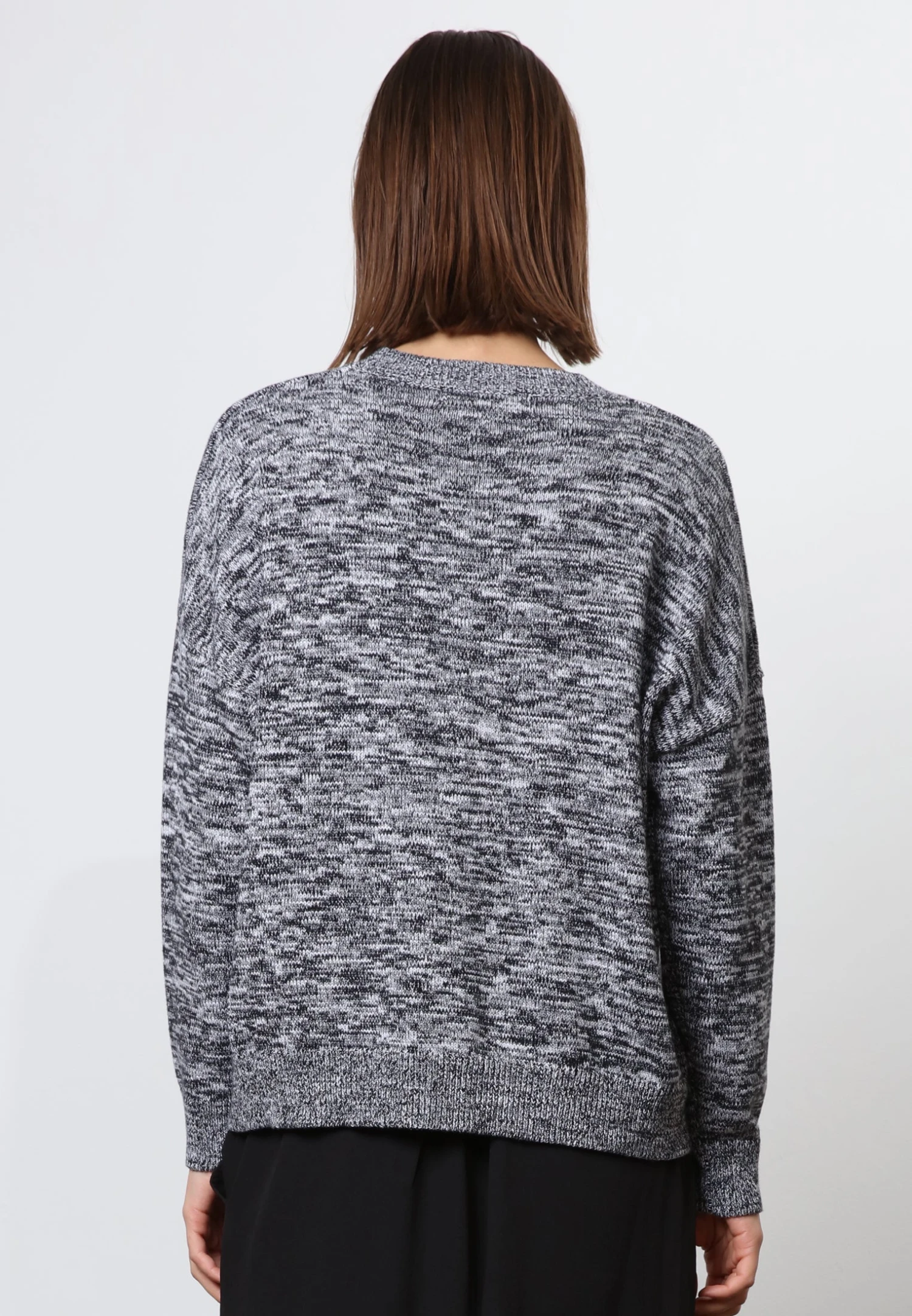 PEACE JUMPER BLACK & WHITE 2 PEACE JUMPER BLACK & WHITE - Image 2