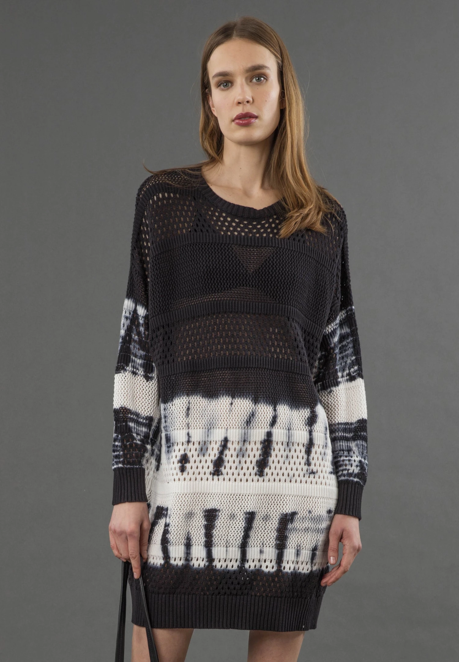 SPINEL TUNIC TIE DYE BLACK 1 SPINEL TUNIC TIE DYE BLACK