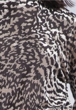 EMMY TURTLENECK SILVER ANIMAL 13 EMMY TURTLENECK SILVER ANIMAL -Religion Clothing 75HEMT85 4