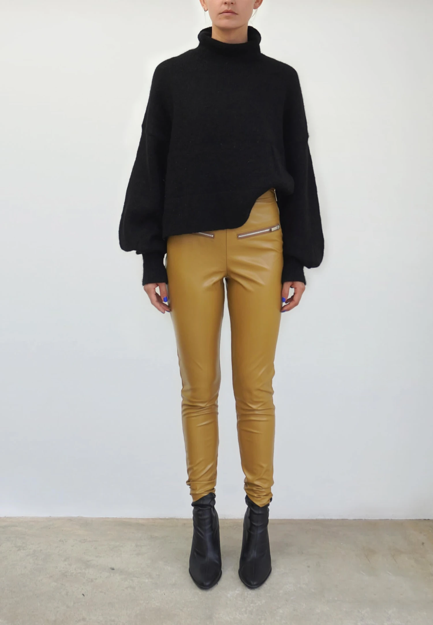 DESTINATION CAMEL FAUX LEATHER LEGGINGS 6 DESTINATION CAMEL FAUX LEATHER LEGGINGS - Image 6