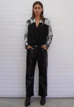 HIDDEN TOP BLACK & WHITE 14 HIDDEN TOP BLACK & WHITE -Religion Clothing HIDDENTOPBLACK2