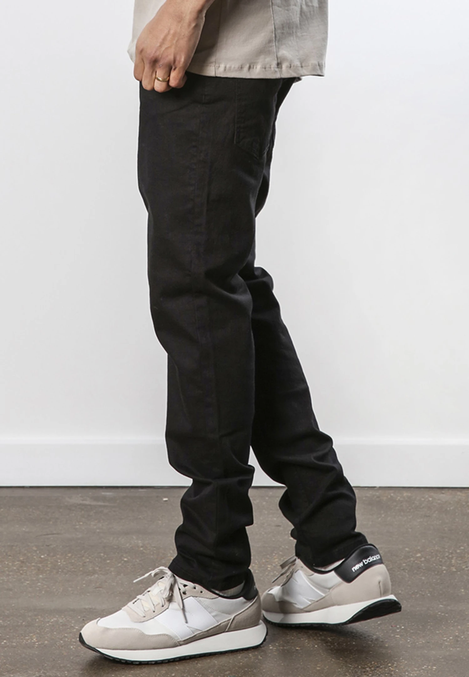 IDOL JEANS BLACK 2 IDOL JEANS BLACK - Image 2