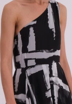 SIGNATURE MAXI DRESS SELVAGE BLACK 11 SIGNATURE MAXI DRESS SELVAGE BLACK -Religion Clothing SIGNATUREMAXIDRESSSELVAGE4