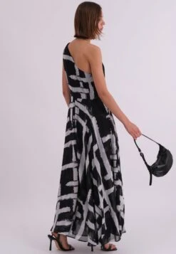 SIGNATURE MAXI DRESS SELVAGE BLACK 8 SIGNATURE MAXI DRESS SELVAGE BLACK -Religion Clothing SIGNATUREMAXIDRESSSELVAGE5