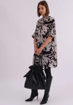 TWIST TUNIC CAMO BLACK 10 TWIST TUNIC CAMO BLACK -Religion Clothing TWISTTUNICCAMO3