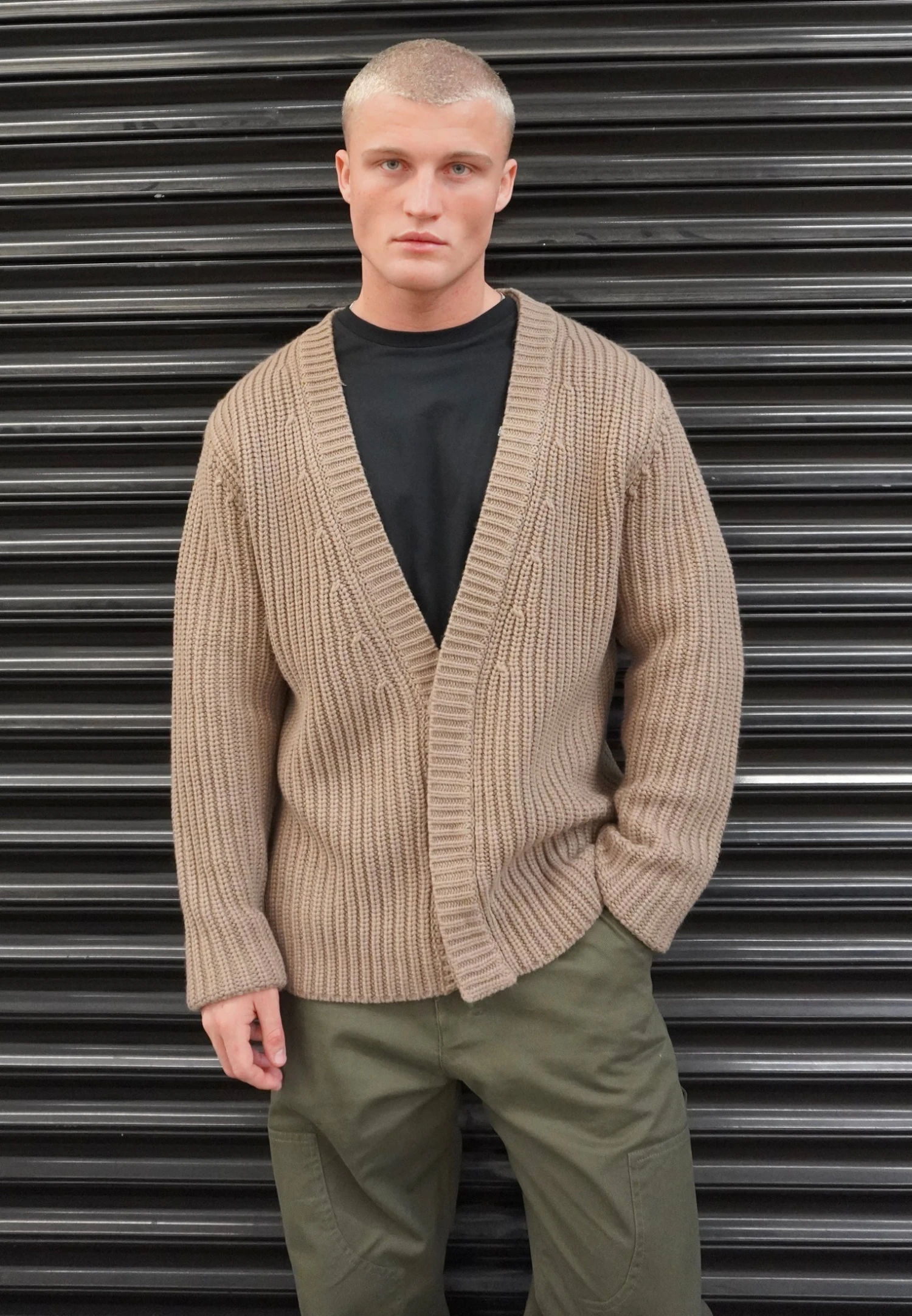 BUTTON CARDI FAWN 1 BUTTON CARDI FAWN