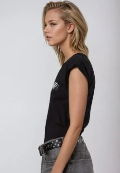 FALLEN T-SHIRT HEART BLACK -Religion Clothing Untitled 2 0007 Layer 3