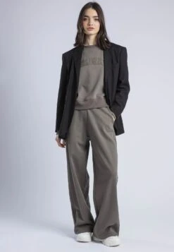 APPLIQUE RELAXED SWEATPANTS BRINDLE -Religion Clothing WCTAQP99BRINDLE2 4bbc03e1 e30a 458e bf56 6bb339d2e341