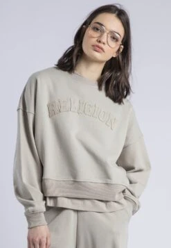 APPLIQUE BATWING SWEAT STONE