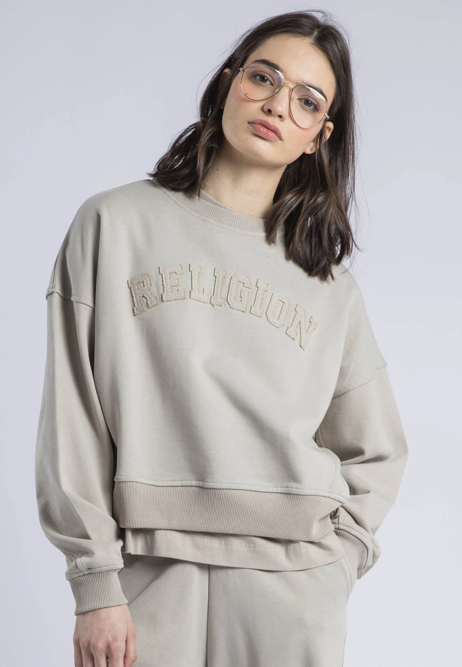 APPLIQUE BATWING SWEAT STONE 1 APPLIQUE BATWING SWEAT STONE