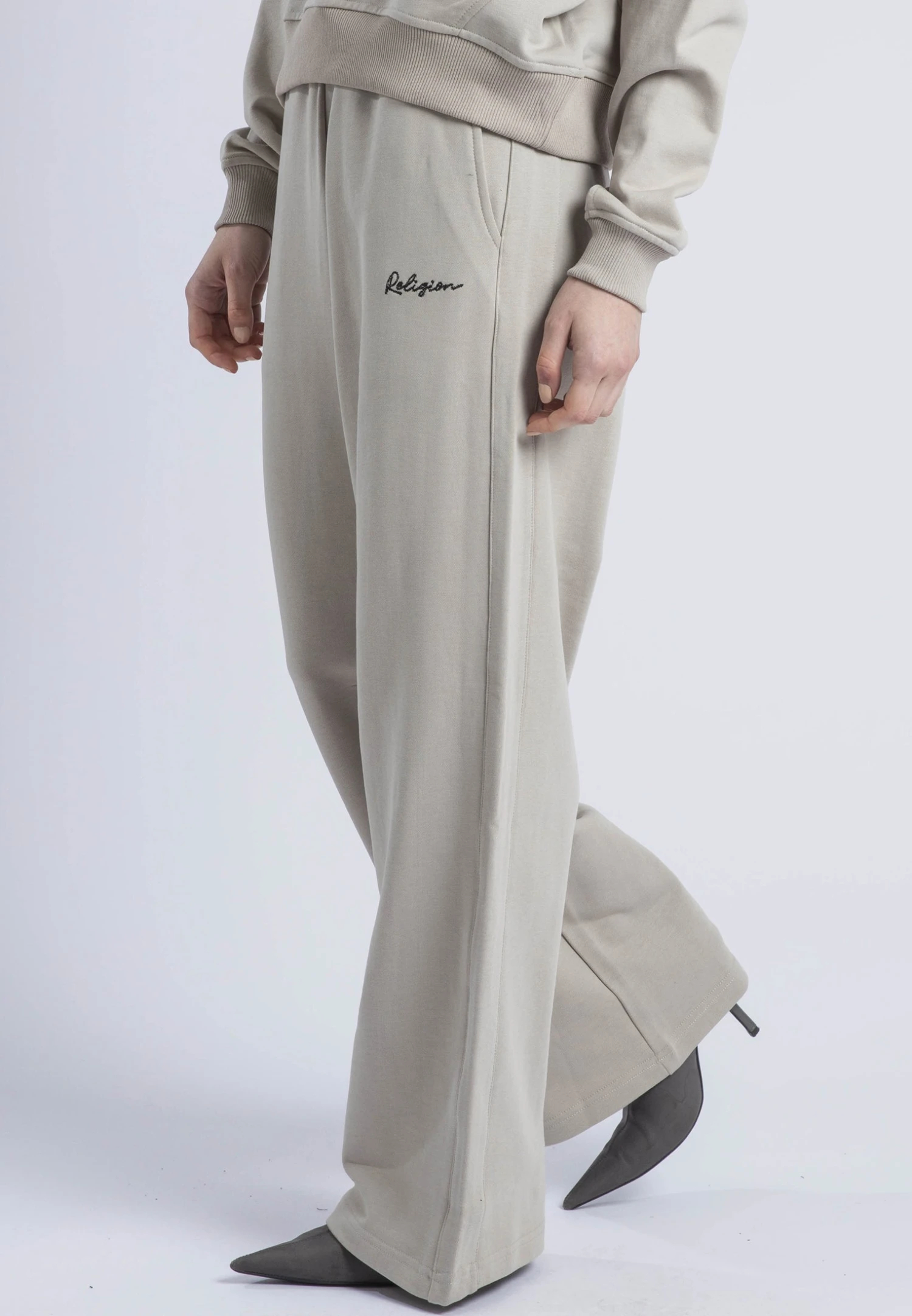 EMBROIDERY RELAXED SWEATPANTS STONE 4 EMBROIDERY RELAXED SWEATPANTS STONE - Image 4