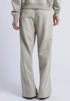 EMBROIDERY RELAXED SWEATPANTS STONE 10 EMBROIDERY RELAXED SWEATPANTS STONE -Religion Clothing WCTREP99PURECASHMERE5 21860eee b8ab 499e 99f0 a6d441ec7402
