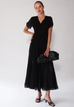 SOLSTICE MAXI DRESS BLACK 9 SOLSTICE MAXI DRESS BLACK -Religion Clothing solsticeblack2