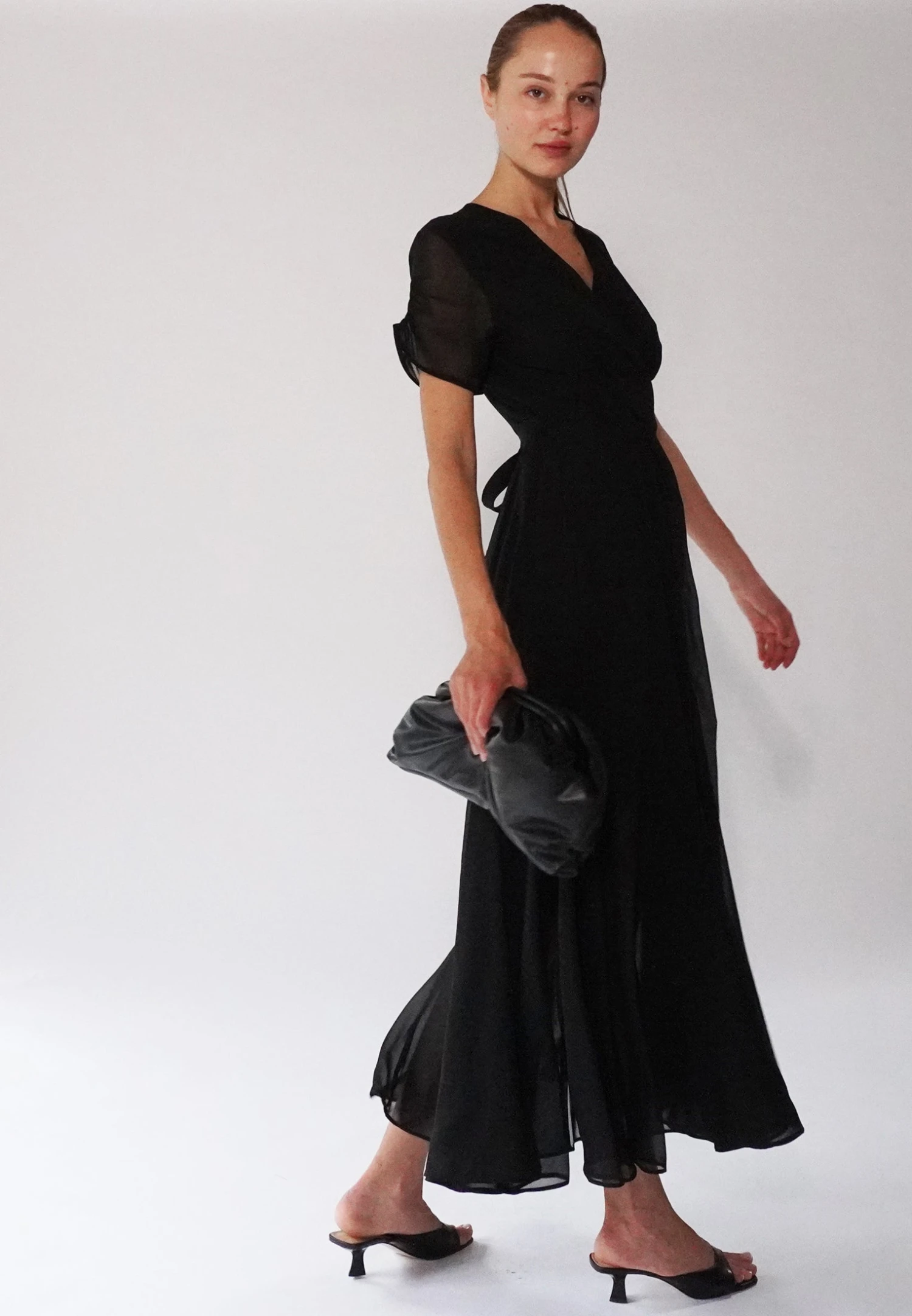 SOLSTICE MAXI DRESS BLACK 4 SOLSTICE MAXI DRESS BLACK - Image 4