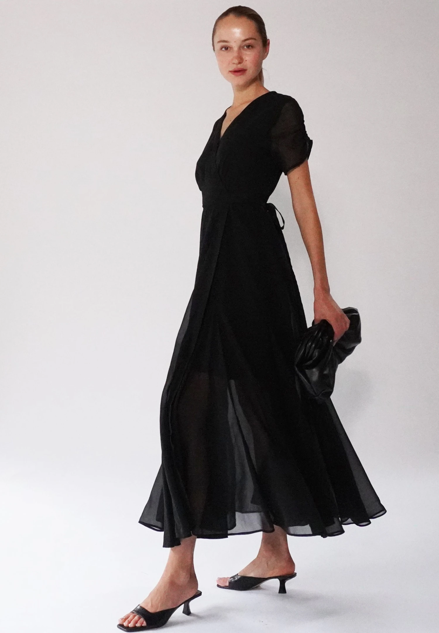 SOLSTICE MAXI DRESS BLACK 3 SOLSTICE MAXI DRESS BLACK - Image 3