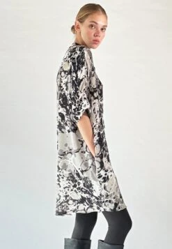 CONSTELLATION TUNIC STREAM -Religion Clothing succesiontunicstream7